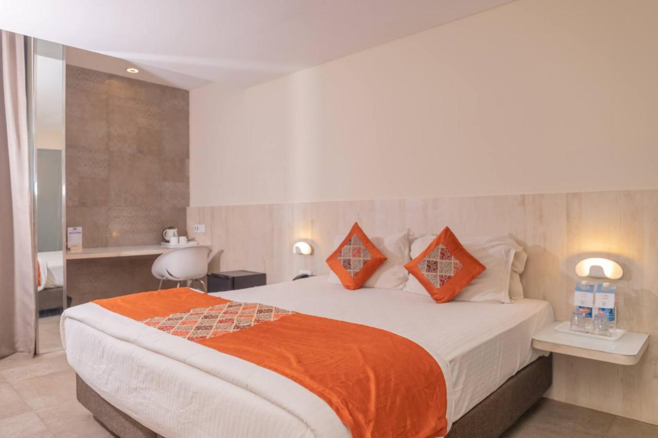 Hotel Citrus Prime Candolm, Goa Кандолим Экстерьер фото