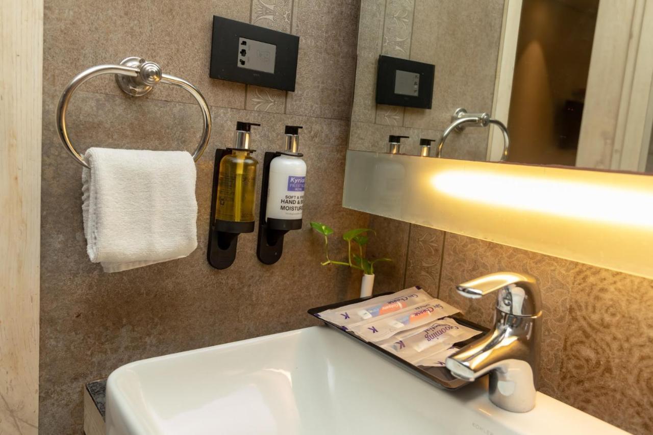 Hotel Citrus Prime Candolm, Goa Кандолим Экстерьер фото