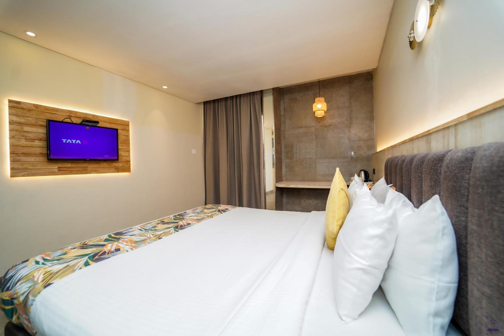 Hotel Citrus Prime Candolm, Goa Кандолим Экстерьер фото