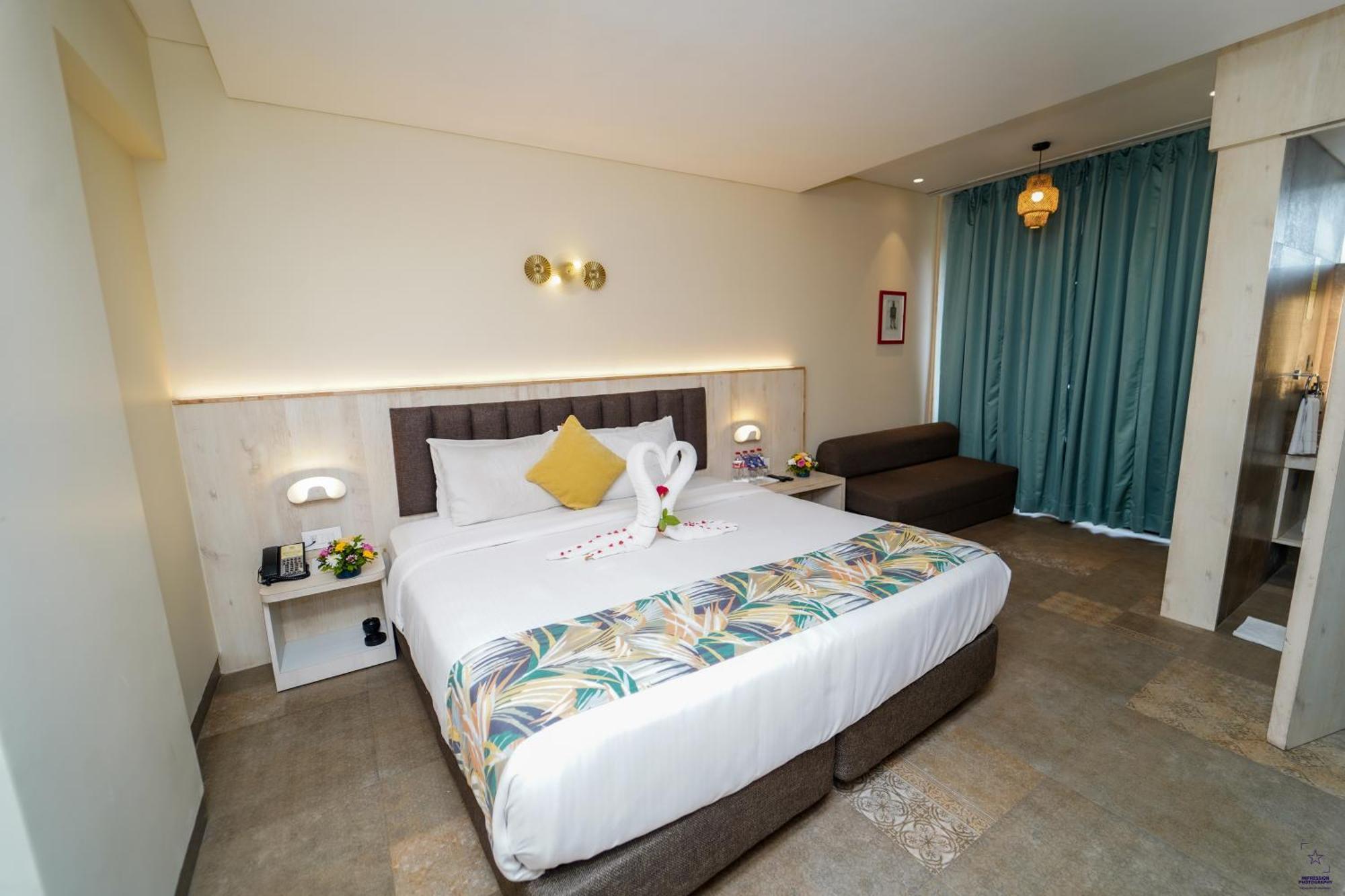 Hotel Citrus Prime Candolm, Goa Кандолим Экстерьер фото
